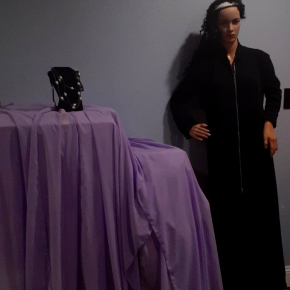 Dress - Picture 1 of 1